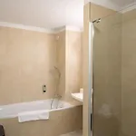 מלון Enzo Diane - Logis אמנוויל