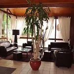 מלון Enzo Diane - Logis 3*