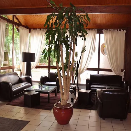 Ξενοδοχείο Enzo Diane - Logis 3*