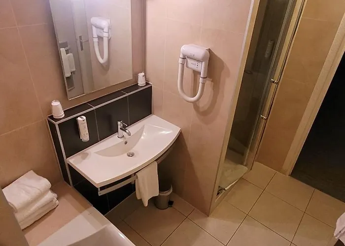 Enzo Diane - Logis 3*