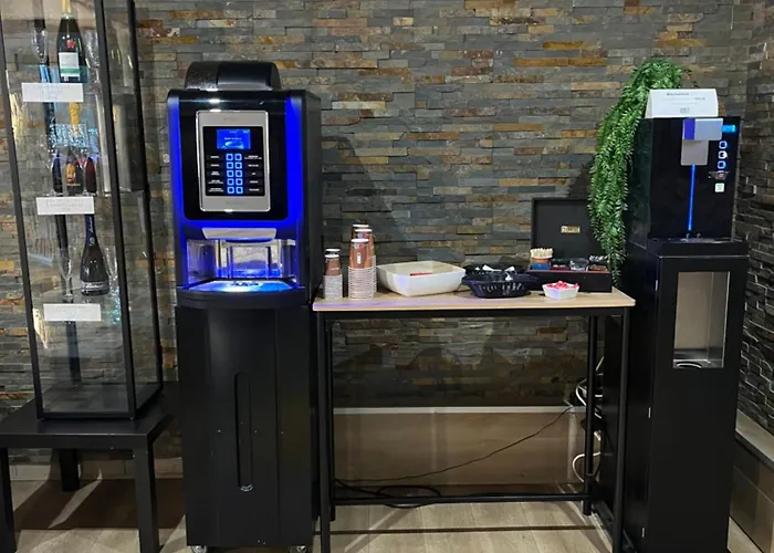 Отель Enzo Diane - Logis 3*