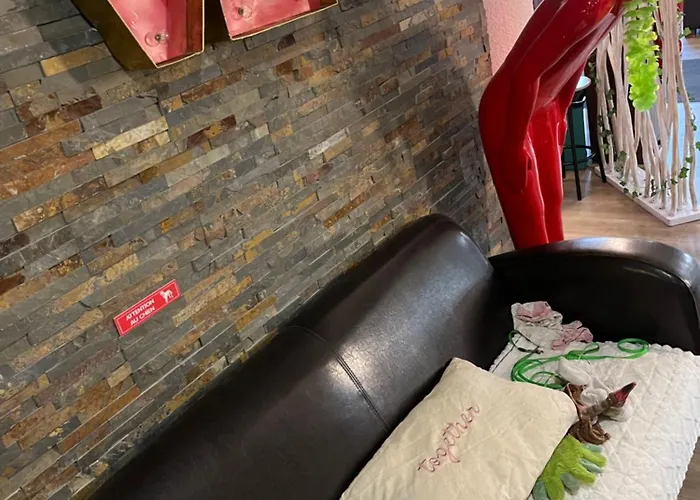 Enzo Diane - Logis Отель